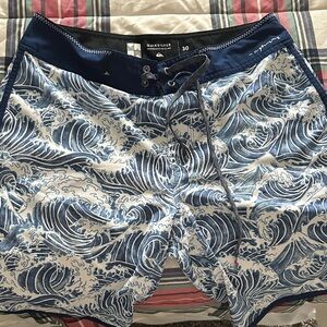 Quiksilver Navy and White Ocean Pattern Shorts